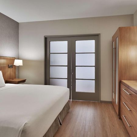 Hyatt Place At Anaheim Resort / Convention Center Exterior photo