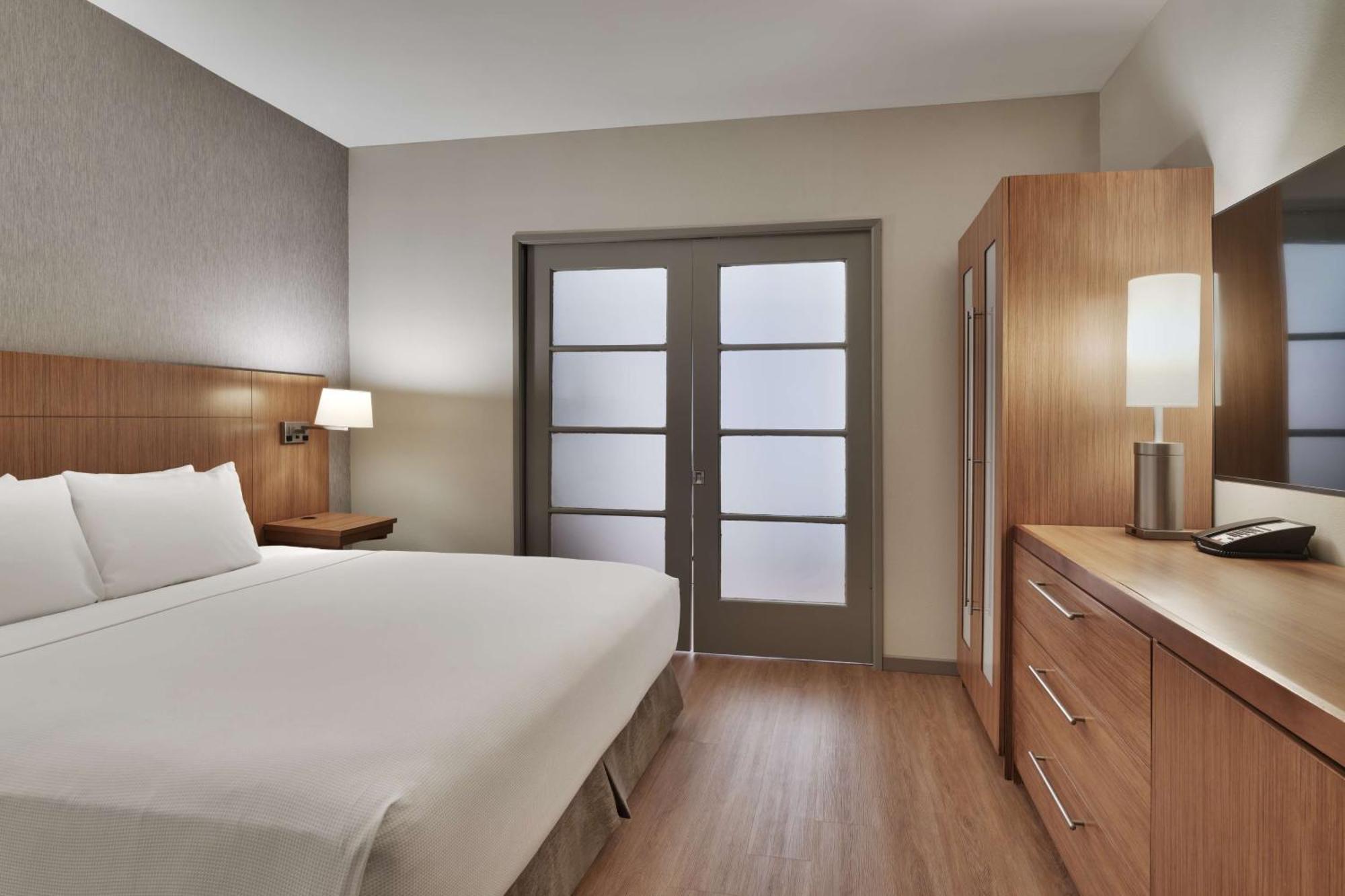 Hyatt Place At Anaheim Resort / Convention Center Exterior photo